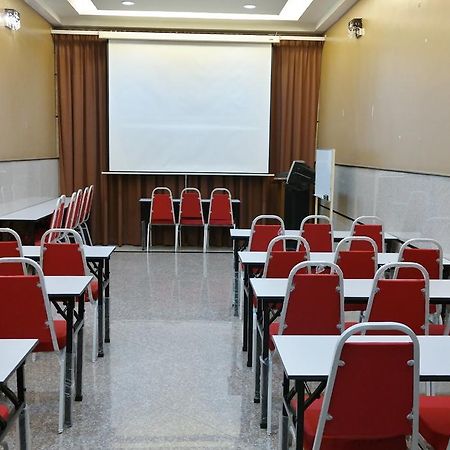 Family Hotel Κλάνγκ Εξωτερικό φωτογραφία