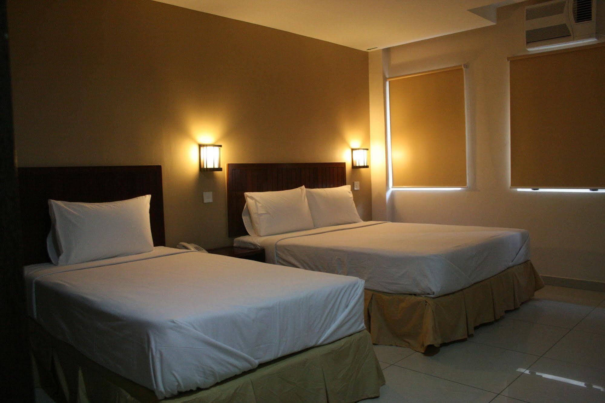 Family Hotel Κλάνγκ Εξωτερικό φωτογραφία