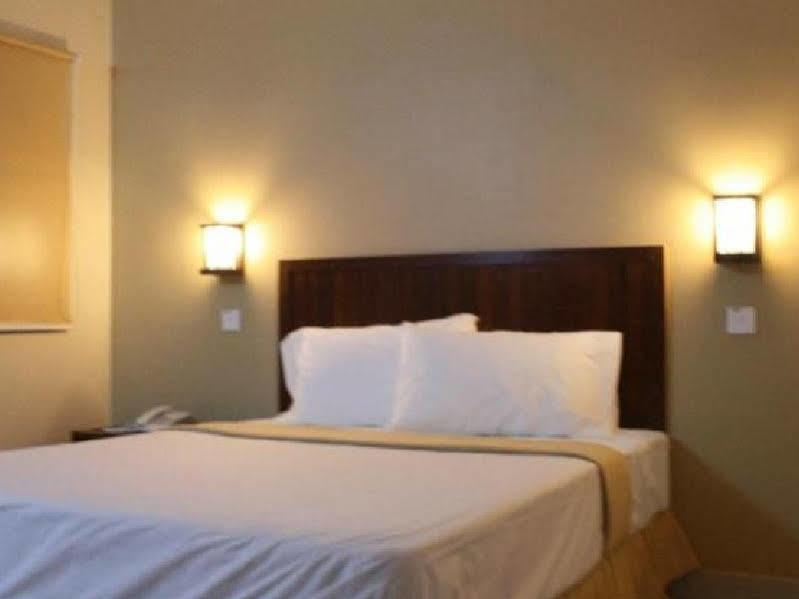 Family Hotel Κλάνγκ Εξωτερικό φωτογραφία