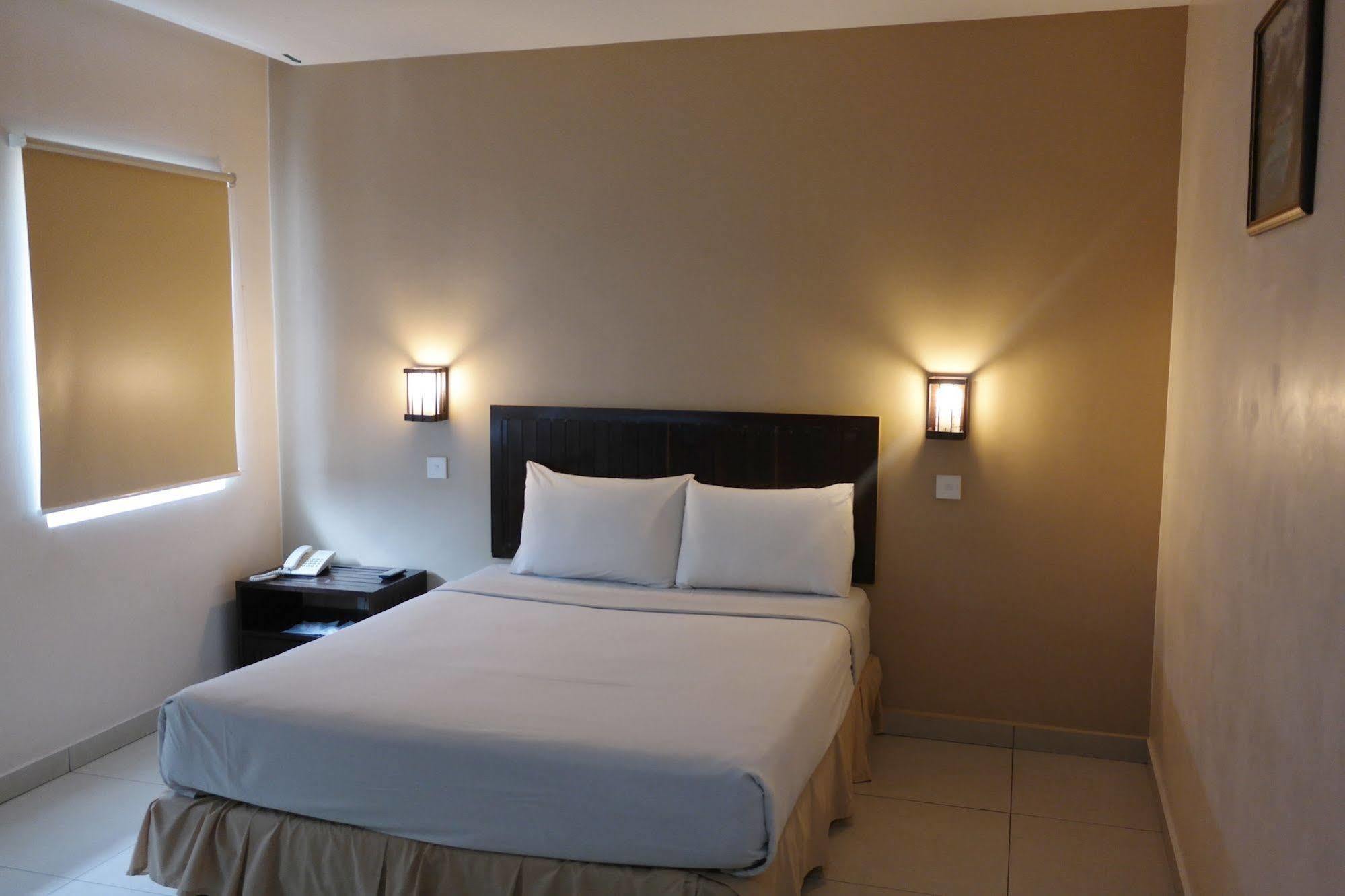Family Hotel Κλάνγκ Εξωτερικό φωτογραφία