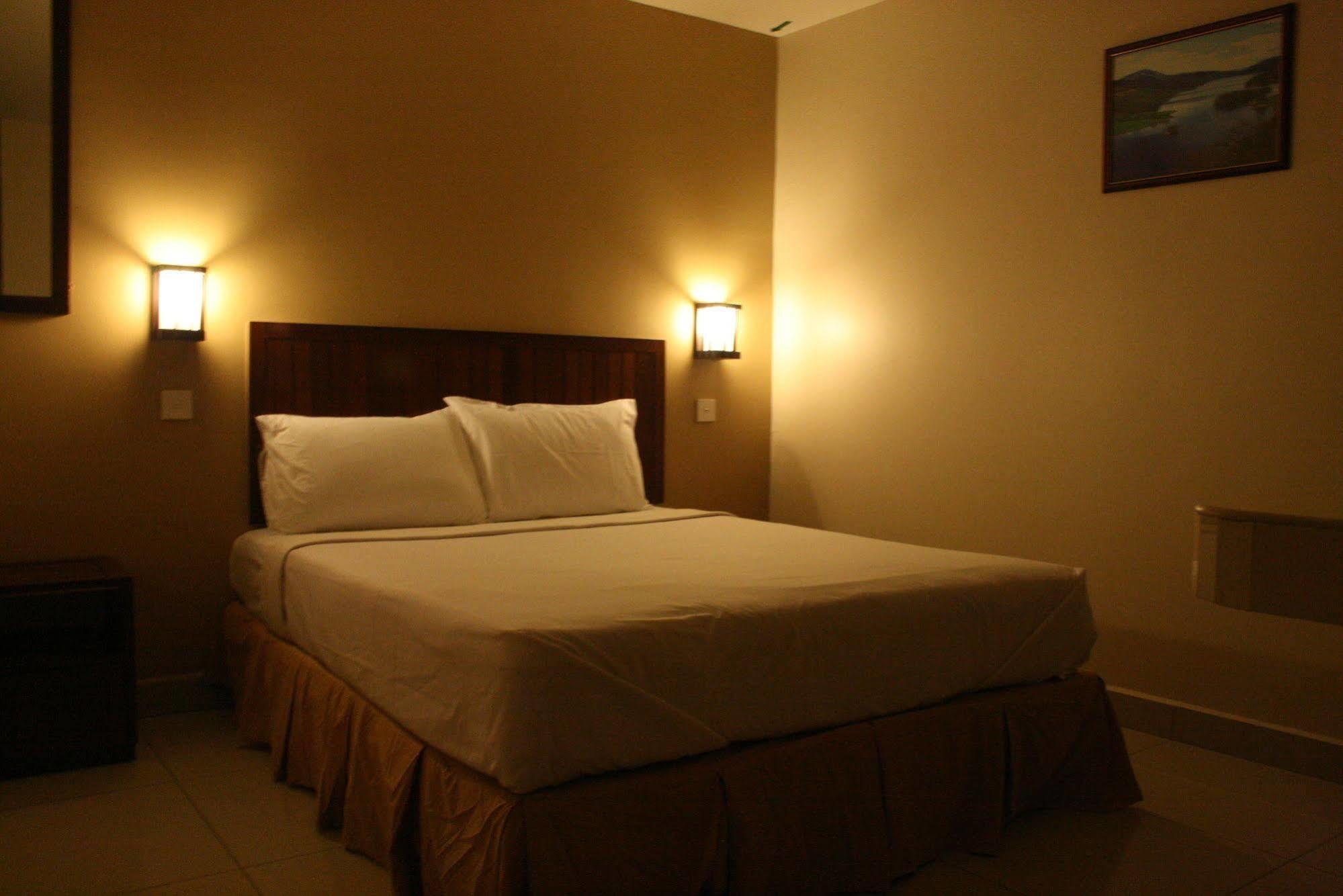 Family Hotel Κλάνγκ Εξωτερικό φωτογραφία
