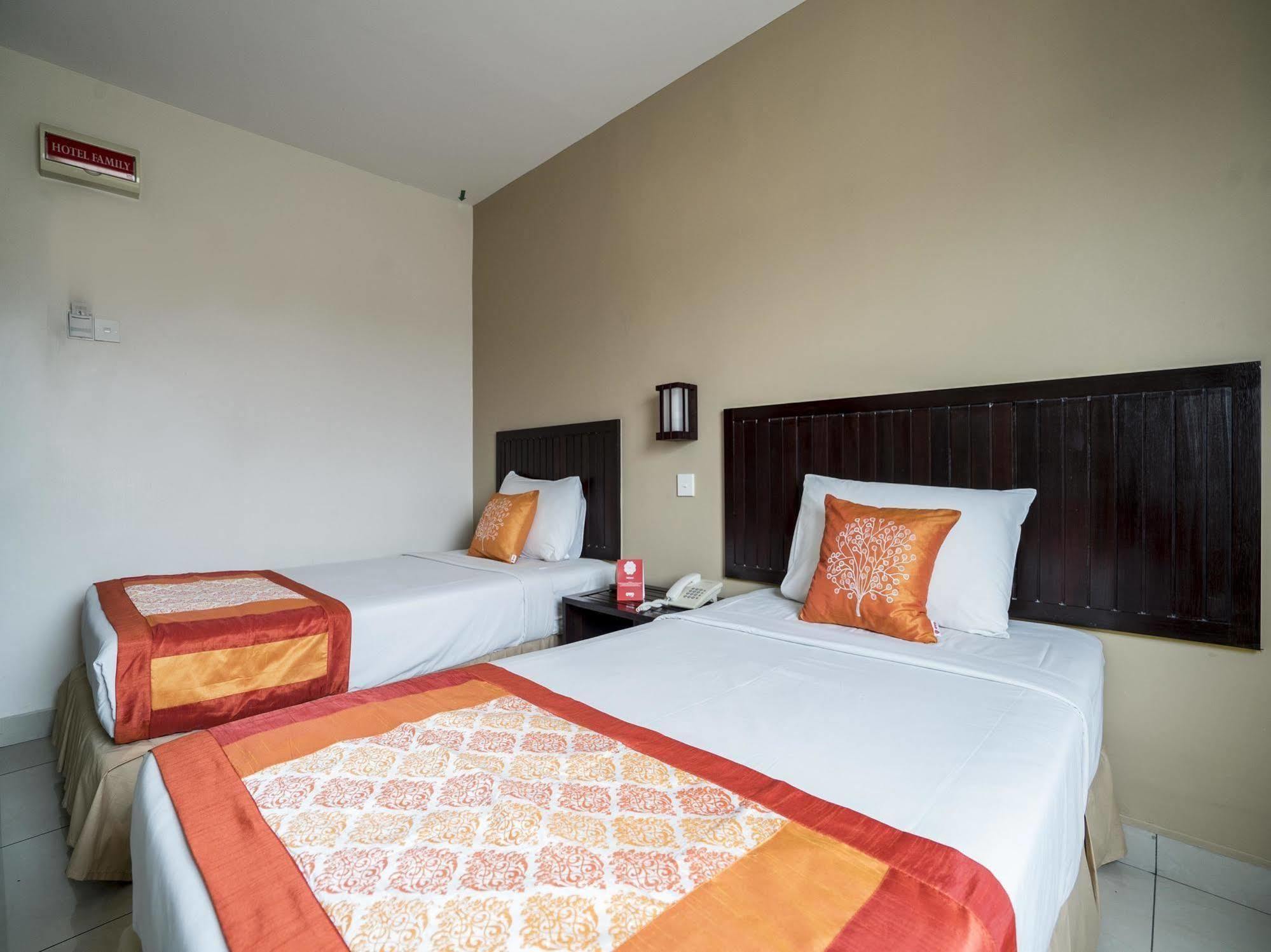 Family Hotel Κλάνγκ Εξωτερικό φωτογραφία